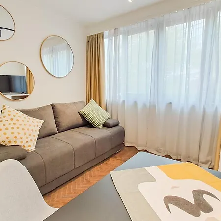 The Lion's - домът на лъва شقة *